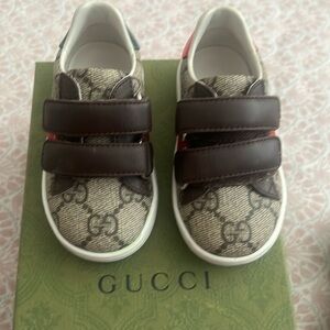 Gucci kids shoes